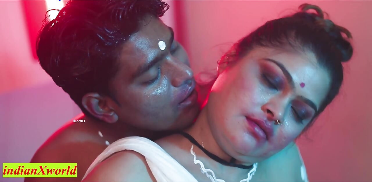Indian Sadhu Amazing Hot Sex with Beautiful Dasi!