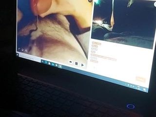 În chatul video, am avut orgasm cu soția mea