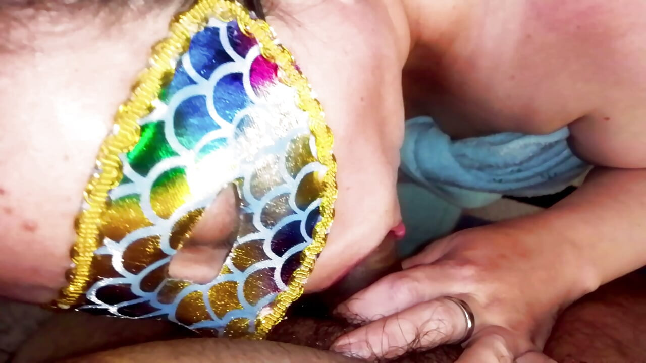 Delicious Blowjob After Shower With Happy Ending