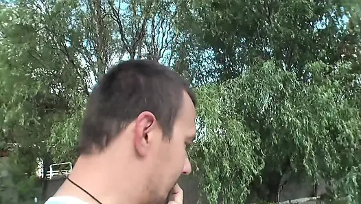 Sürtük Kızlar Tarafından Baştan Çıkarılıyor Vahşi Sert Havuz Sikişi