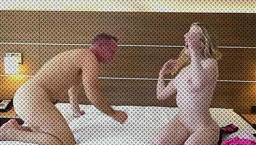 Alaina Taylor - Diese x-bewertete Barbie fickt