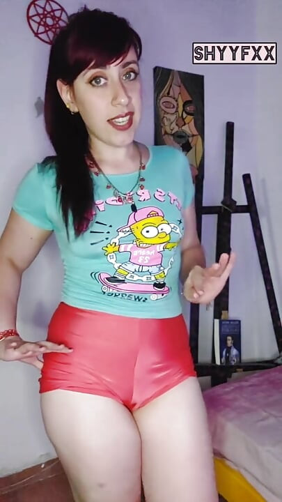 Shyyfxx mi-am futut antrenorul personal după ce m-am antrenat din greu și am transpirat! Roleplay