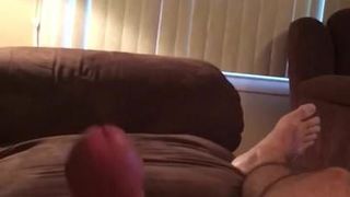 Masturbação no sofá