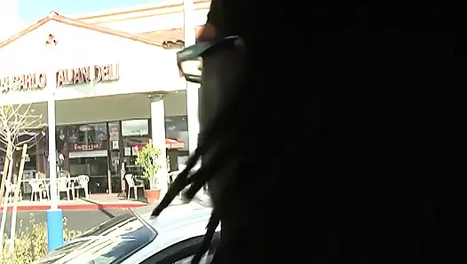 Monique'in minik bir siyah macerası var sapık orta yaşlı seksi kadınlar