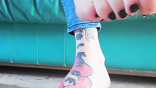 YOUR ITALIAN GODDESS vertical video copilation mix feet gloves