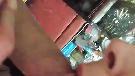 Сексуальная подруга сбрасывает вниз!