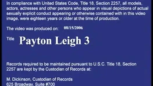 Minyon Payton Leigh kanepede minyonla sikişiyor