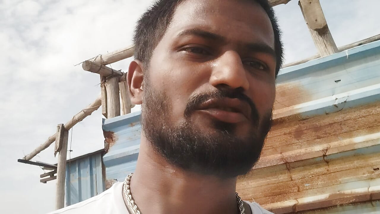 Xhard Indian Gay Filmmaker Shoot Outdoor Video