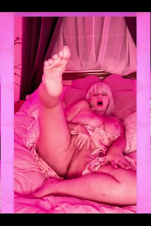 Γλυκό γλάστρα που αγαπάει το δοχείο μελιού