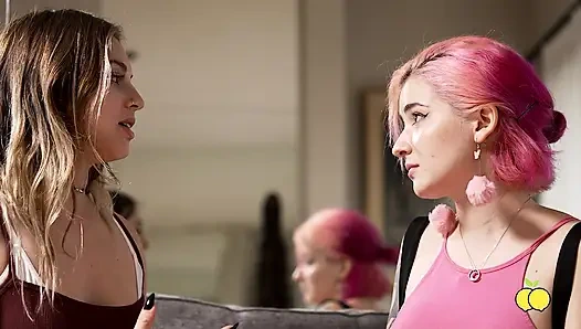 Emma Fiore Dan Keilabassi Dalam Terapi Seks Dengan Dokter Mereka Untuk Disetubuhi Keras Lagi