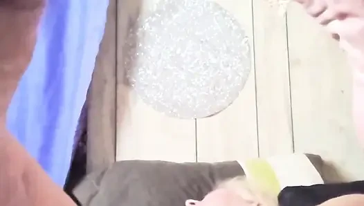 Knock Knock Princess üvey babası oynamak istiyor