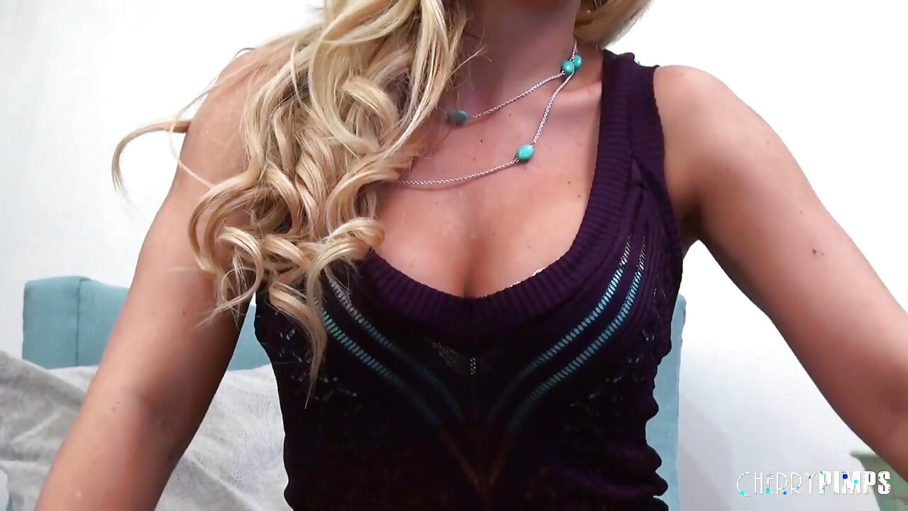 Big Boob MILF Cherie Deville Loves Anal Masturbation!