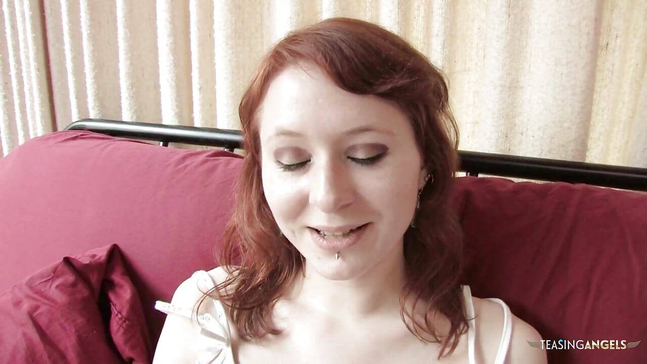 Redhead babe gets picked up and penetrated without mercy