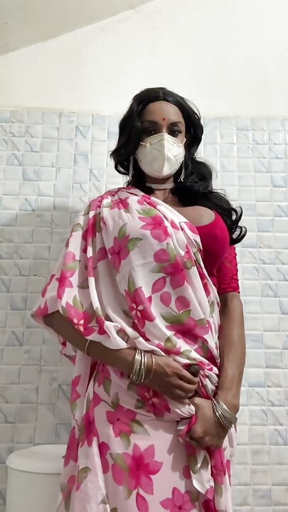 Crossdresser in Pink Saree Jerking off