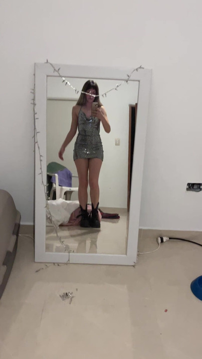 Todos prontos para sair e dançar a noite toda.