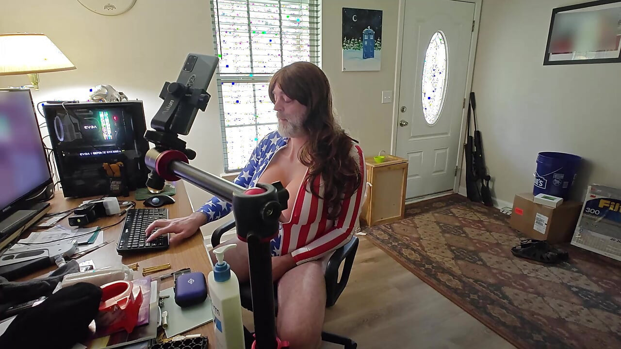 Live Cam Show Behind the Scenes
