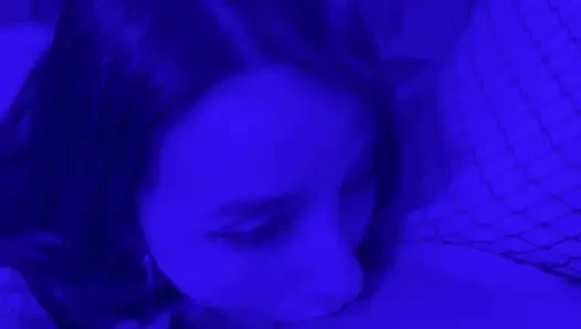 Mezuniyet Partisi Kontrolden Çıkıyor Ve Ben Üniversiteden En Iyi Arkadaşımla Yatıyorum