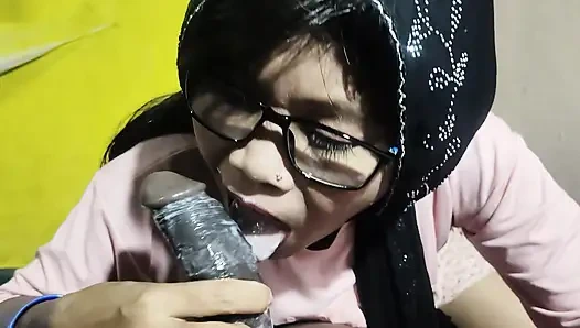 Ağzıma sperm aldı desi ateşli seks