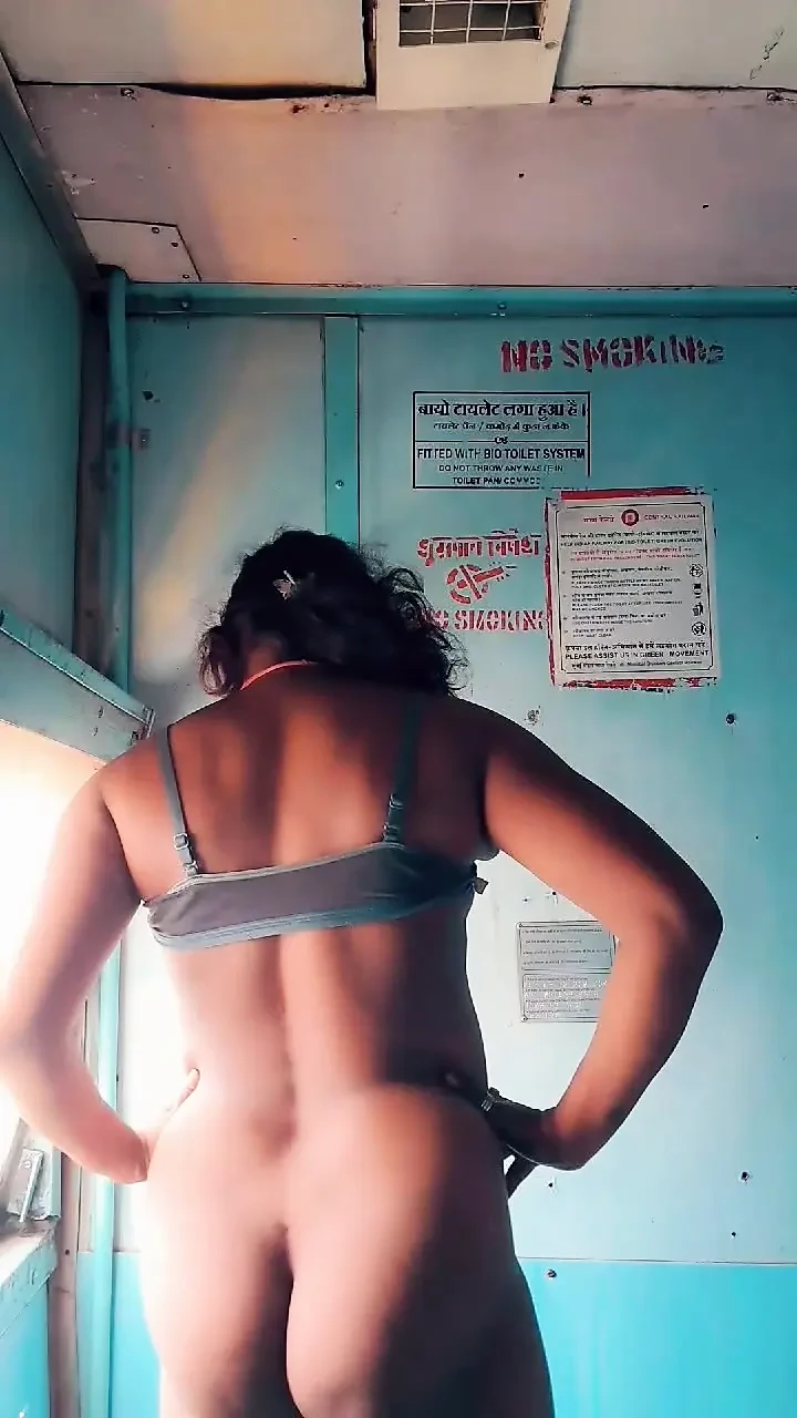 indian gangbang hardcore sex with teen skiny girl full on bakchodi inhindi audio