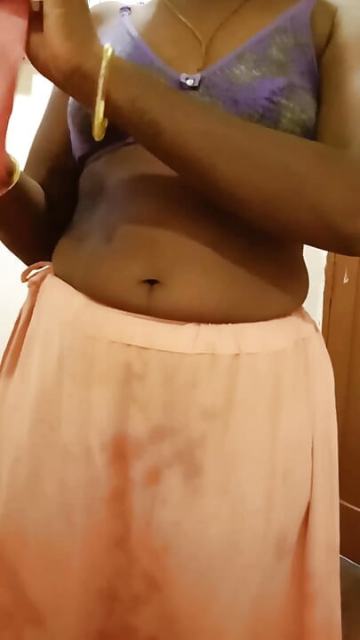 Desi Tamil Wife Renus store røv og fisse drillet i Saree Post-hotel - Cuck Films! Indianhotwifex