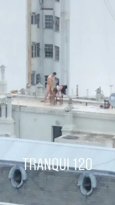 Fodendo a ulher no terraco Fucking his wife on the terrace