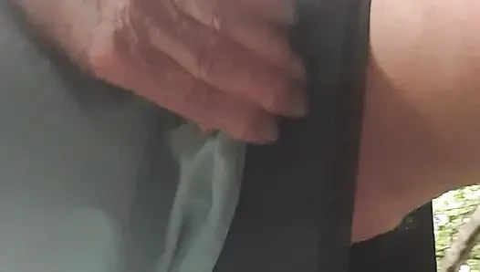 Güzel sıkı mini etek açık havada