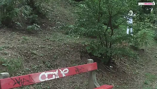 Apa yang rasanya lebih enak, bubblegum atau kontol tebal