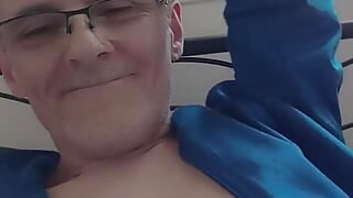 Hot Dilf Masturbation