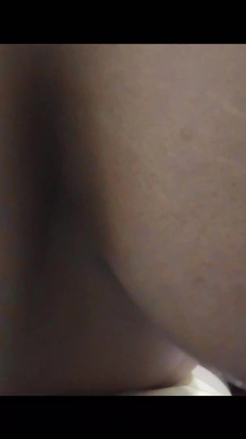 हॉट लड़की को युवक ने बहकाया | क्लिप 1