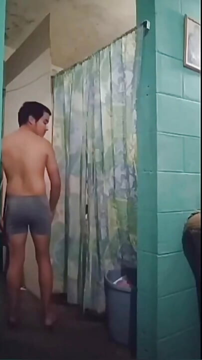 Jésus dans un boxeur excité