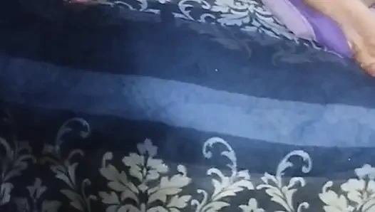 Резвиться