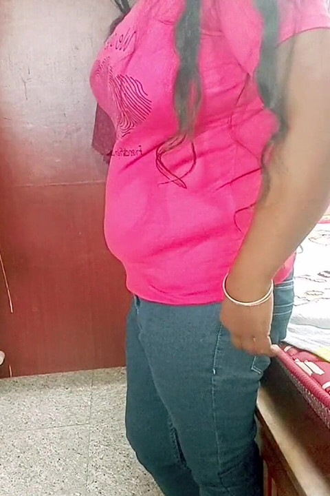 Step Brother Gifted Bikini to Huge Boobs Step Sister and Seduced Her While No One at Home