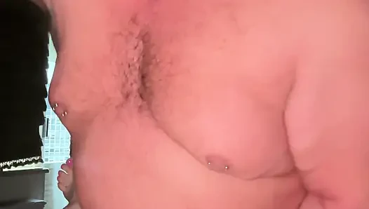 Pov bagian 2: setelah 5 jari, beruang besar ngasih kontol tebalnya sama piggy rose