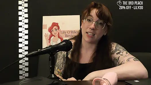 NSFW Review of the Honey Pistil Licking Vibrator From the Bad Peach