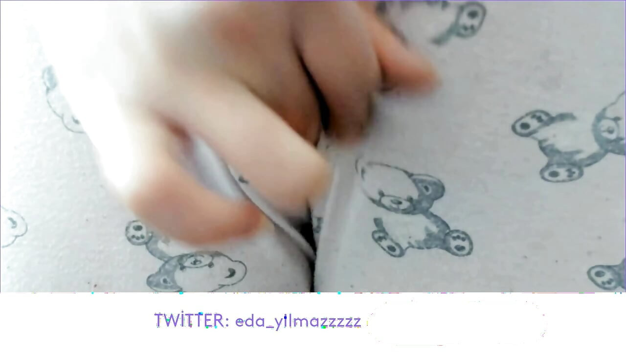 MASTURBATE WITH PAJAMAS- RUBBING PUSSY WITH PAJAMAS- CAMELTOE