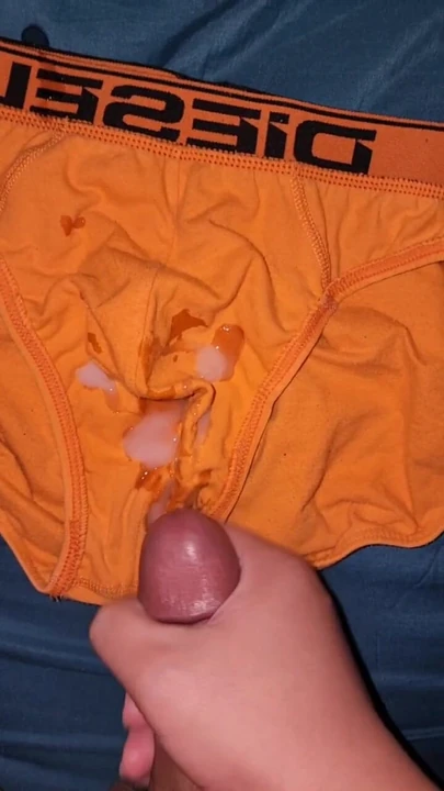 Malaysian boy jerking off