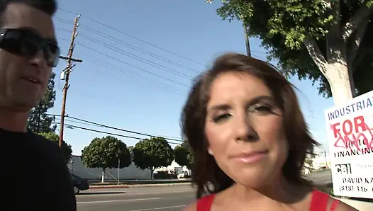 Billy glide ngentot cewek hot dengan toket besar