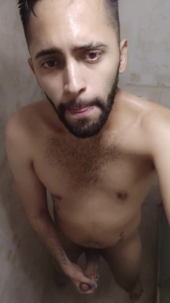 I don't know why I get so damn horny in the shower