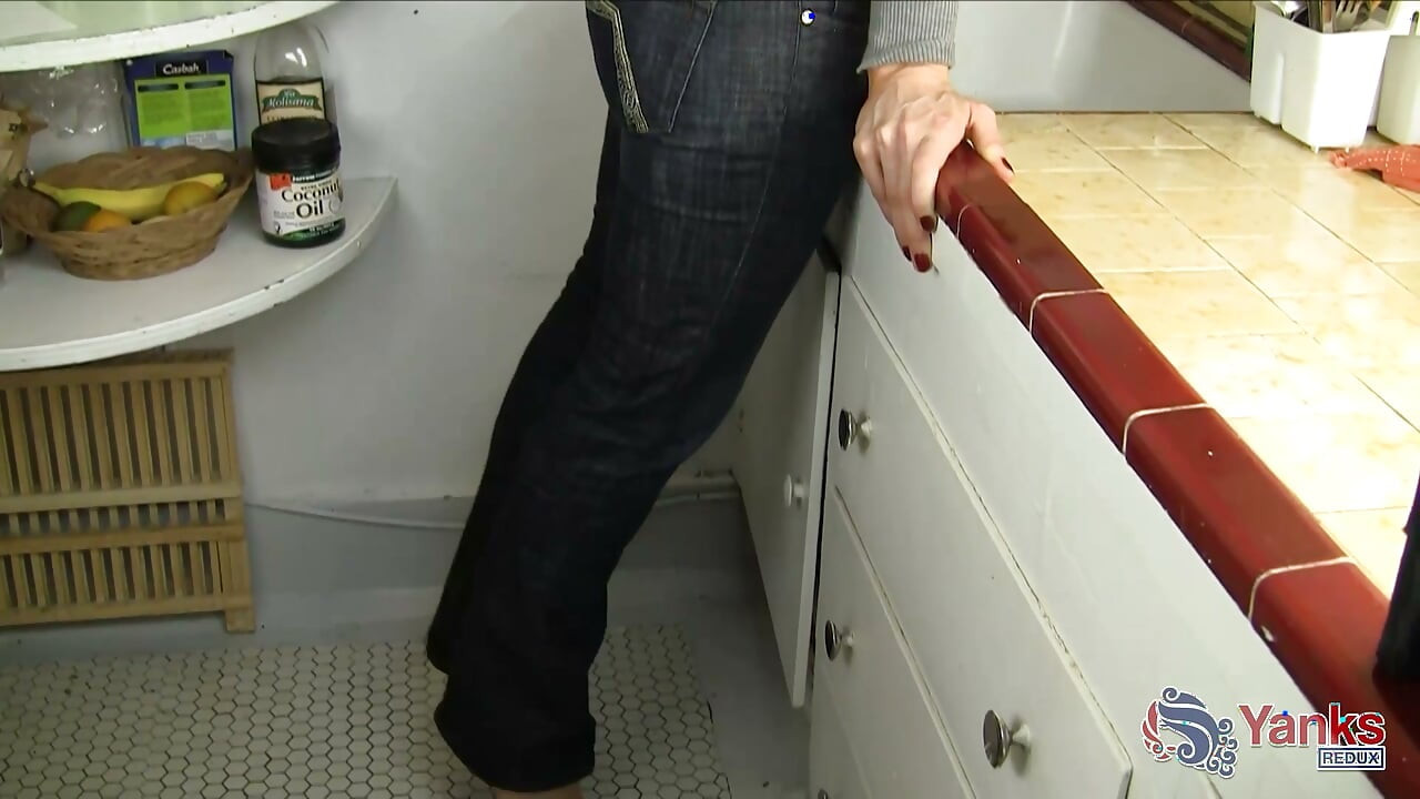 Hot Cougar Angela James Rubbing Her Pussy On Kitchen Counter