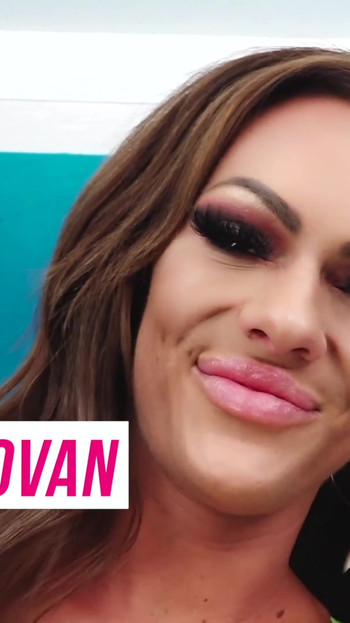 Glamour Girl Aila Donovan Gets Pounded