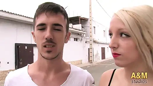 Соблазнительная испанская порно-модель Лиз Радуга. DVD