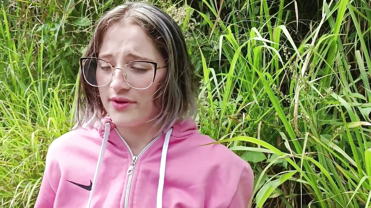 Stranger Offers Sex in Exchange for Help Part 1