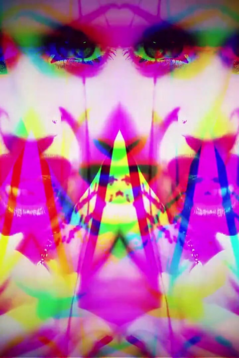 25 frame daze mind fuck! Lube up that toy and begin