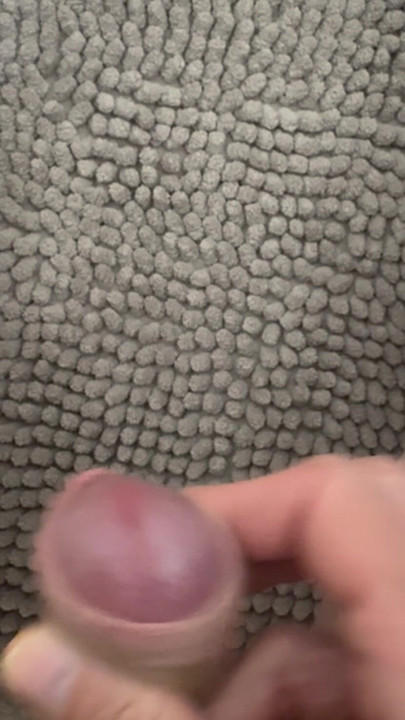 Cumming  hot