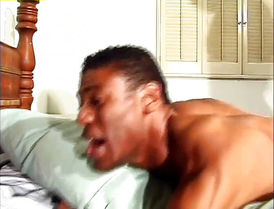 שחור על שחור, חלק 2