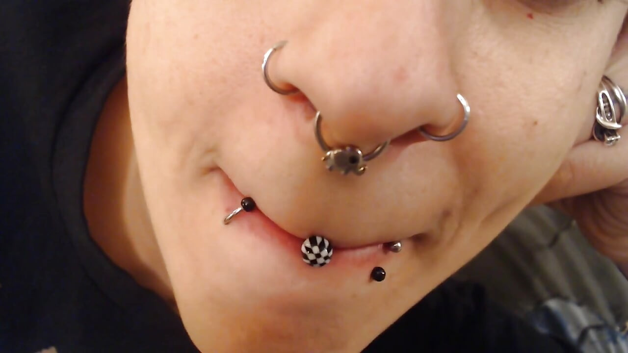 6 piercing-uri timp pentru a juca prim-plan