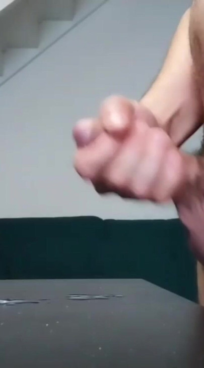 탁자 위에