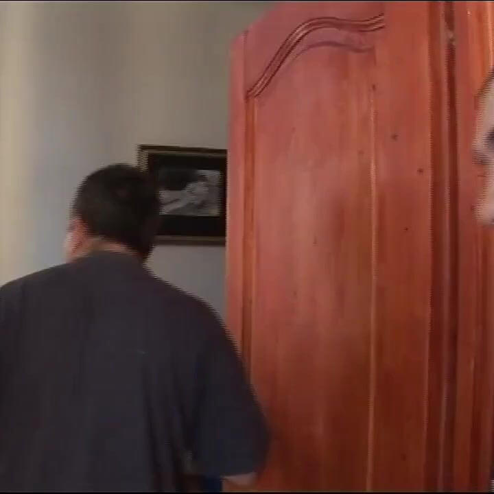 Genç ama şimdiden çok sürtük