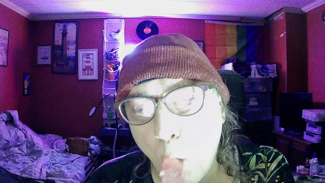 Ugly Old Tranny Finally gets off