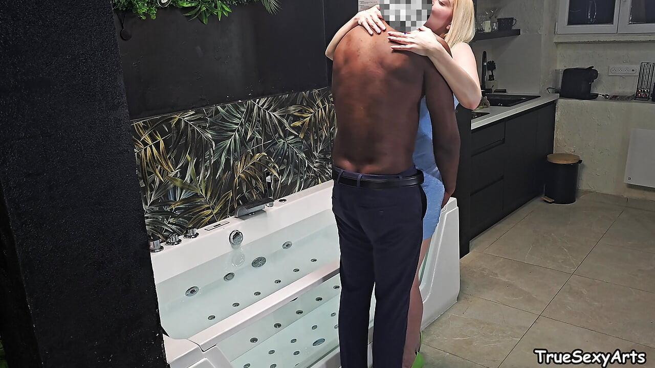 Sandra Sweet 4K Boyfriend Surprises Polish Girlfriend with Romantic Spa Weekend